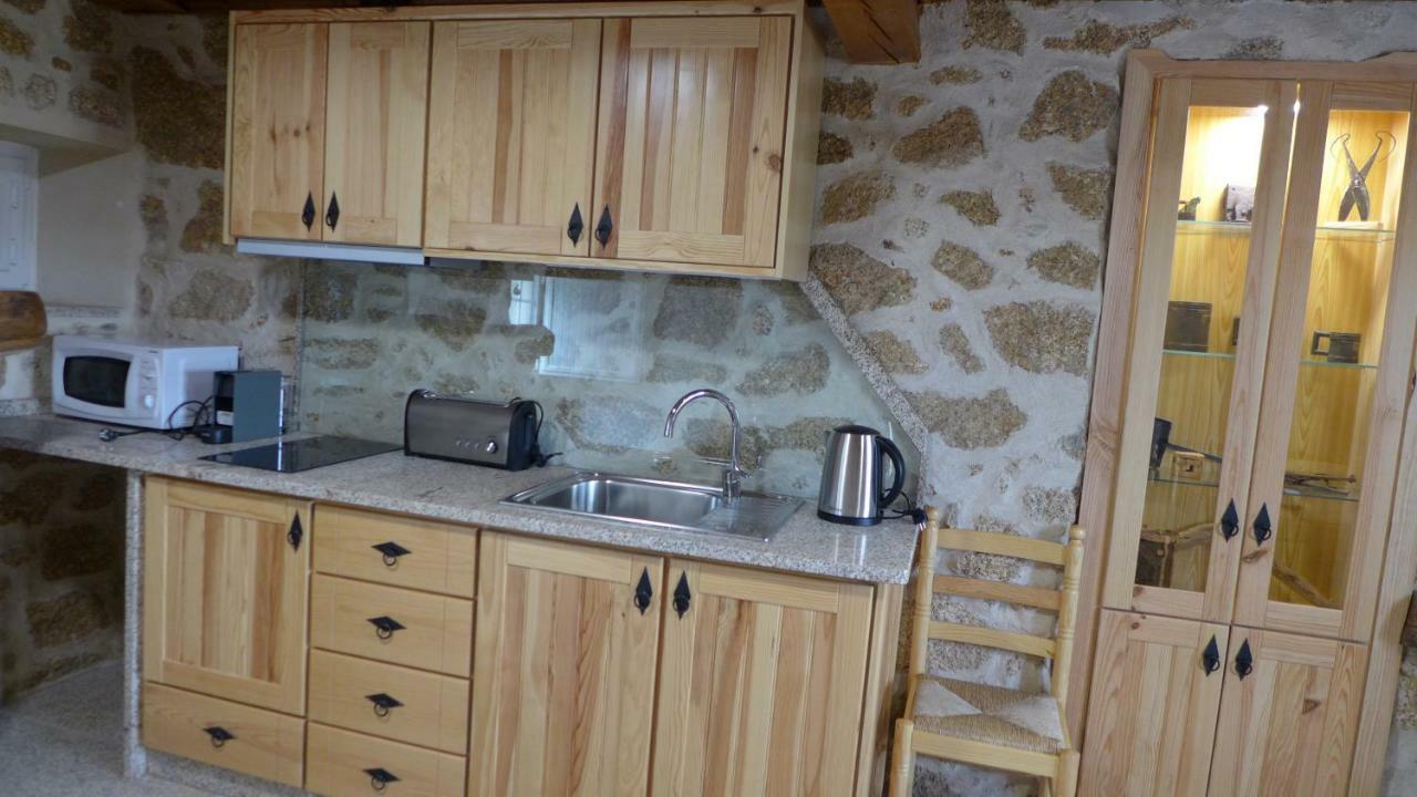 Casas Da Villa - Monsanto - Oliveira E Videira Relva  Bagian luar foto